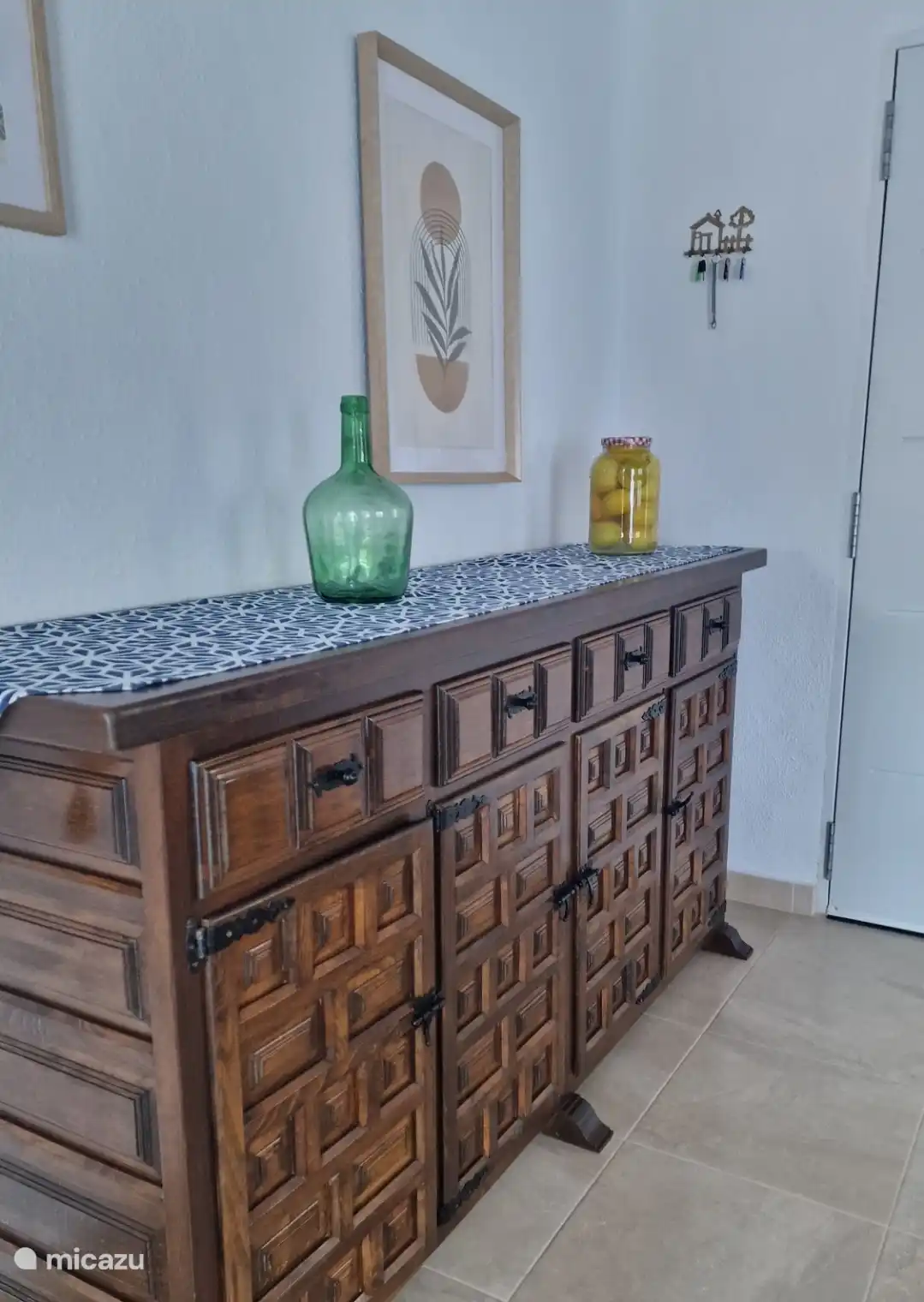 Authentischer Schrank