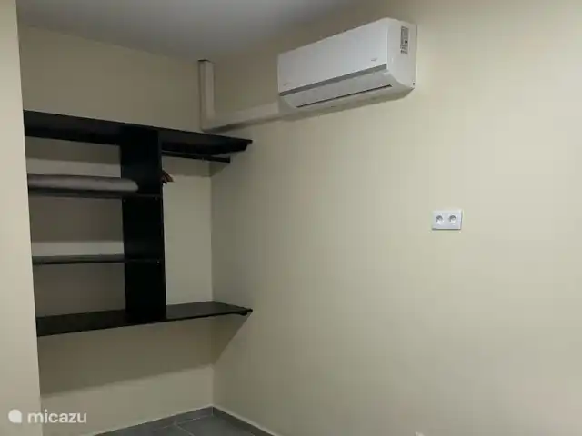 Mamaya Resort en Curazao, Curazao Centro, Bottelier - apartamento Guardarropa