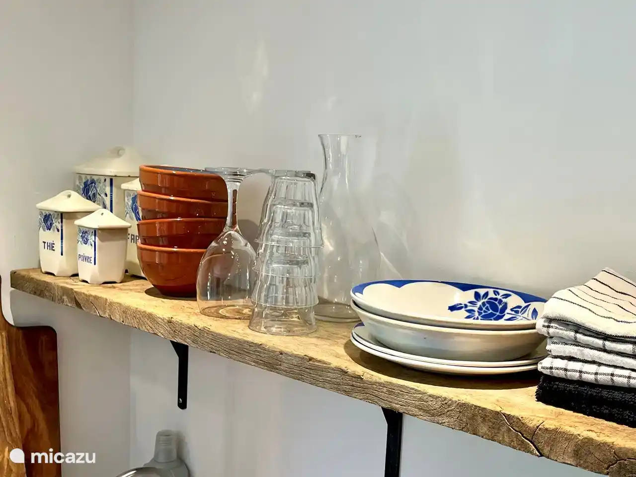 Detail of the kitchen area of the double bed, which is located under the terrace near the living room/kitchen.