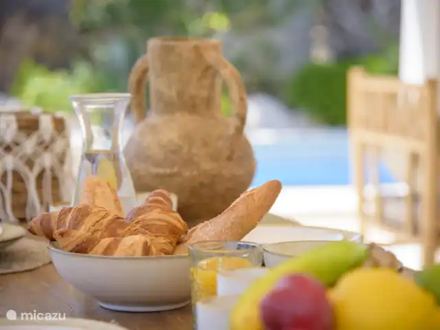 Las Palmeras - villa de luxe à Moraira | Espagne, Costa Blanca, Moraira-Teulada - villa Naya avec grande table à manger pour des dîners confortables