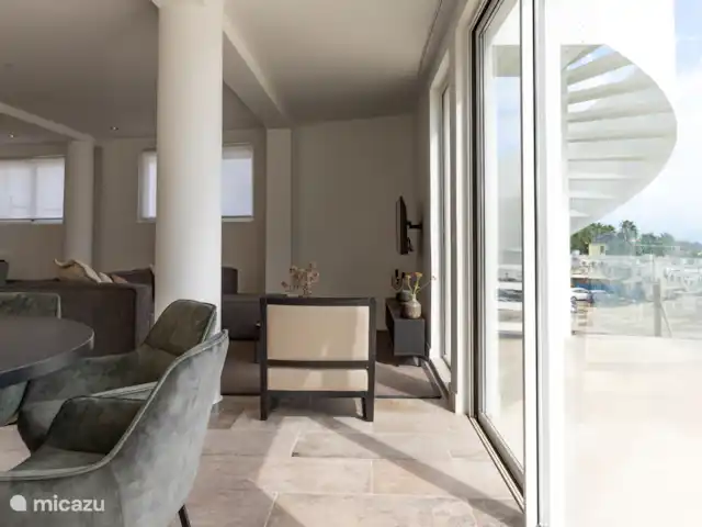 Location de Vacances Curaçao, Banda Ariba (est), Bapor Kibra, appartement - Appartement de luxe avec piscine à Mambo Beach  Salon