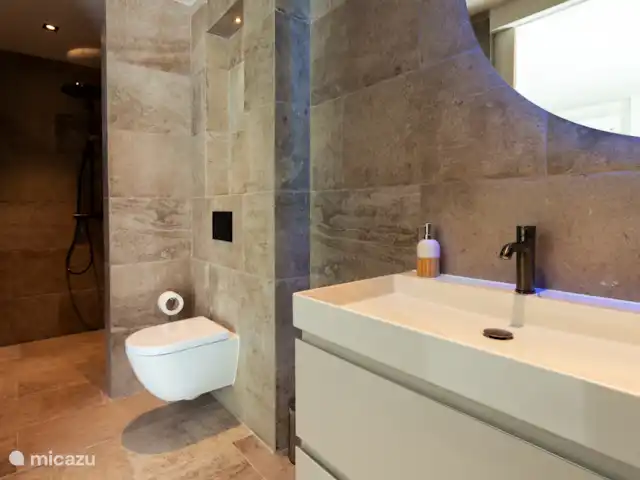 Location de Vacances Curaçao, Banda Ariba (est), Bapor Kibra, appartement - Appartement de luxe avec piscine à Mambo Beach  Salle de bain 1