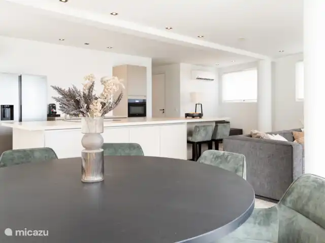 Location de Vacances Curaçao, Banda Ariba (est), Bapor Kibra, appartement - Appartement de luxe avec piscine à Mambo Beach  Salon