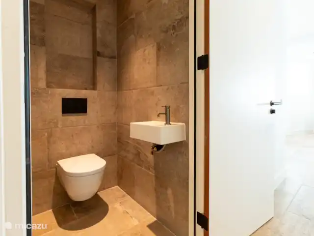 Location de Vacances Curaçao, Banda Ariba (est), Bapor Kibra, appartement - Appartement de luxe avec piscine à Mambo Beach  Les 3èmes toilettes.