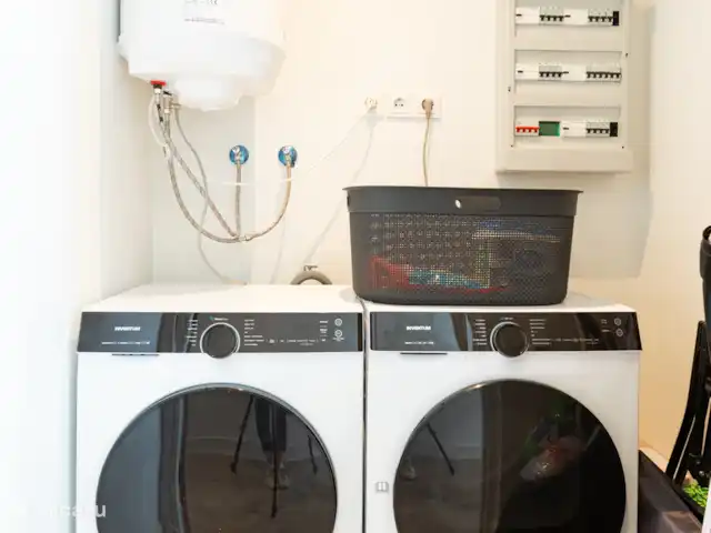 Location de Vacances Curaçao, Banda Ariba (est), Bapor Kibra, appartement - Appartement de luxe avec piscine à Mambo Beach  La buanderie