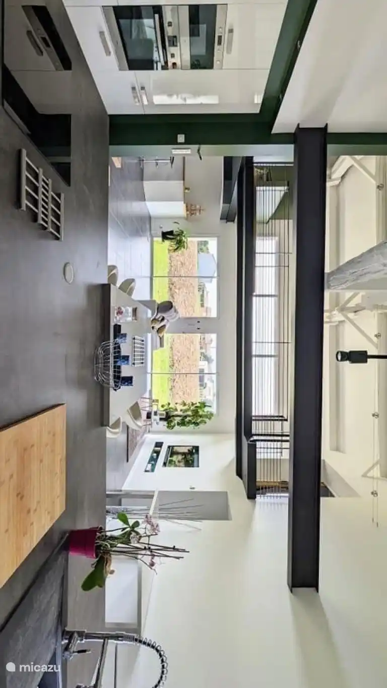 Cuisine et table à manger