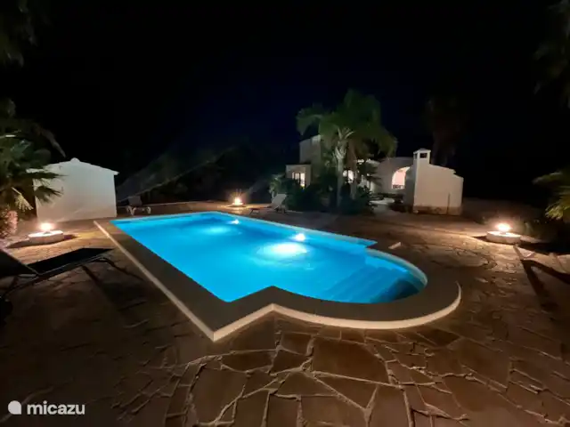 NOUVEAU : Villamor avec piscine privée | Espagne, Costa Dorada, L'Ampolla - villa piscine le soir