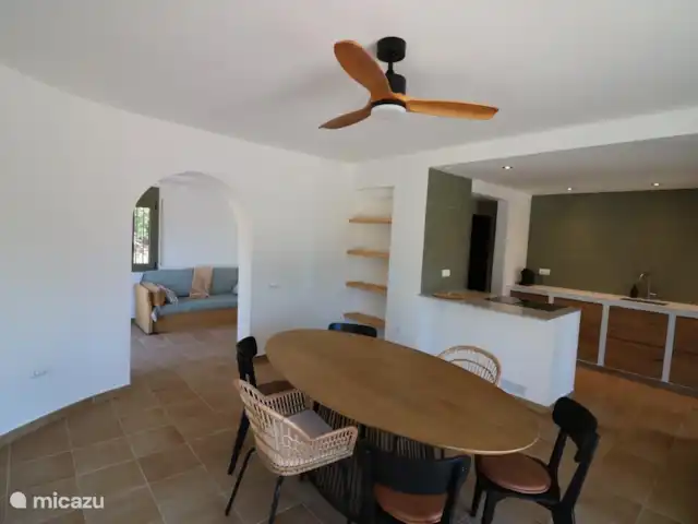 NOUVEAU : Villamor avec piscine privée | Espagne, Costa Dorada, L'Ampolla - villa Salon avec vue sur le canapé qui peut être converti en canapé-lit de luxe