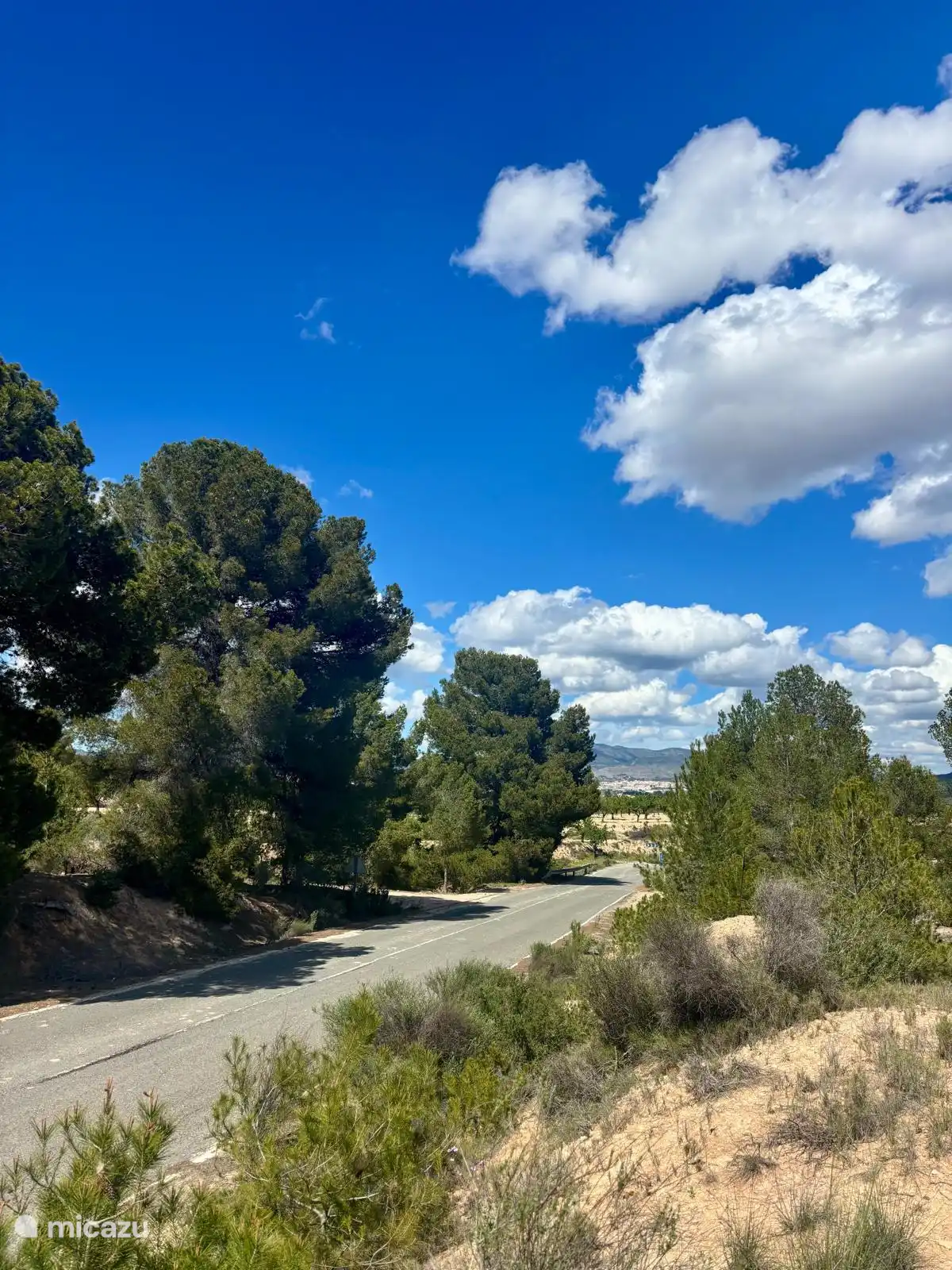 Natural landscape cycling and walking route