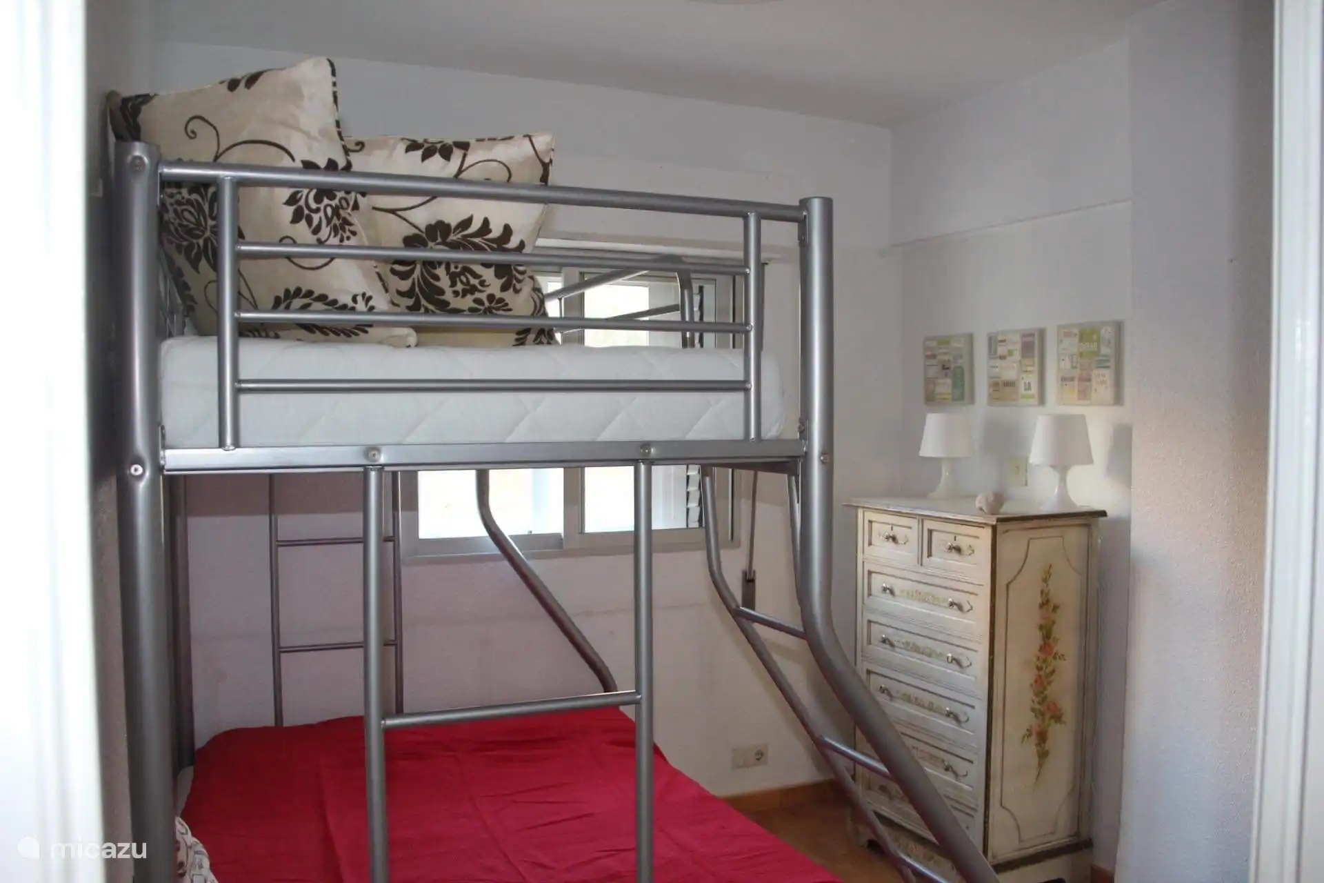 Schlafzimmer 2