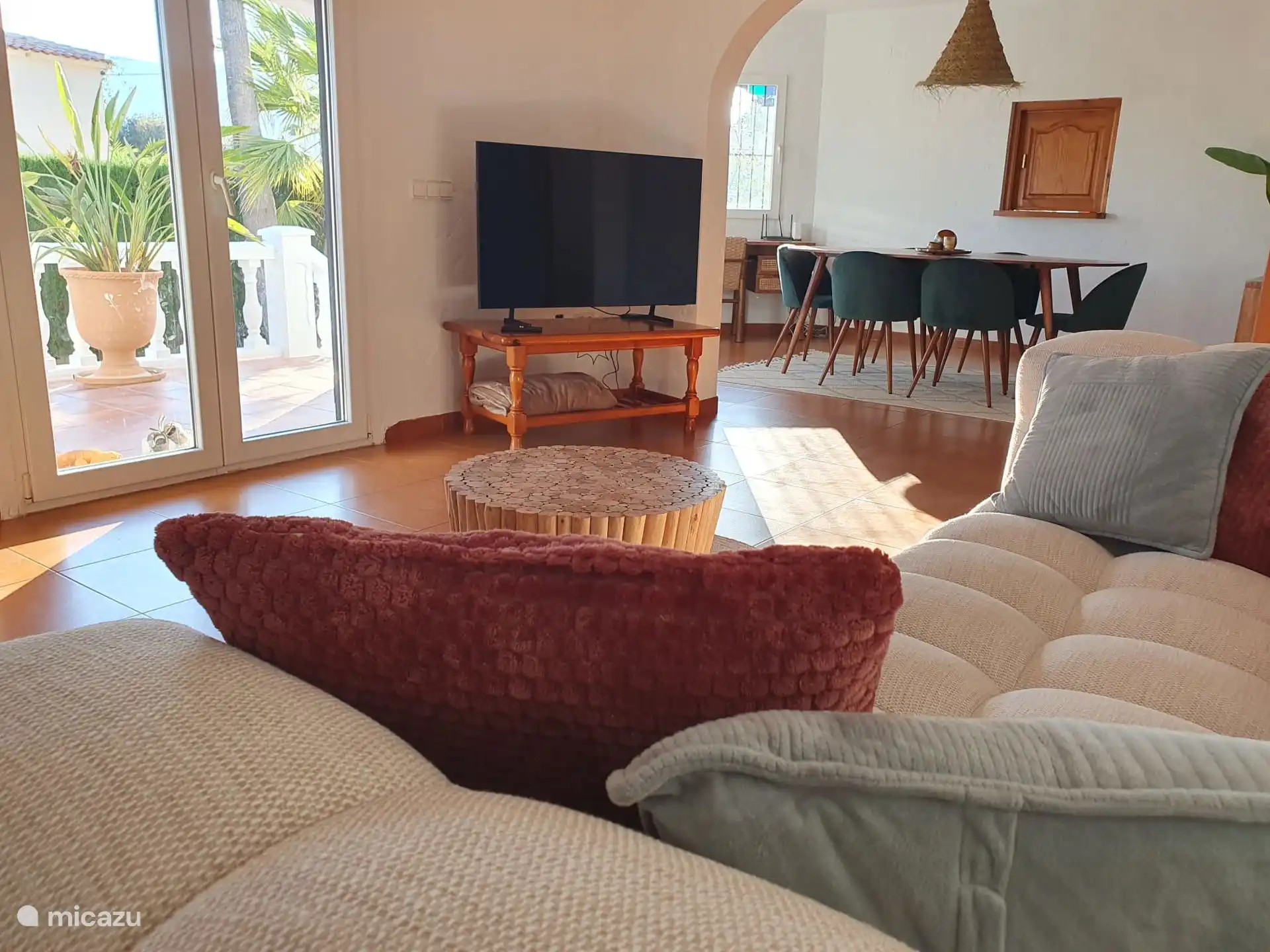 Entspannen Sie sich in unserer schönen Sitzecke mit TV