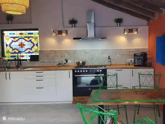 Location de Vacances Espagne, Costa de Valencia, Ontinyent, chambres d'hôtes - Casa Vitalidad cuisine dans le patio