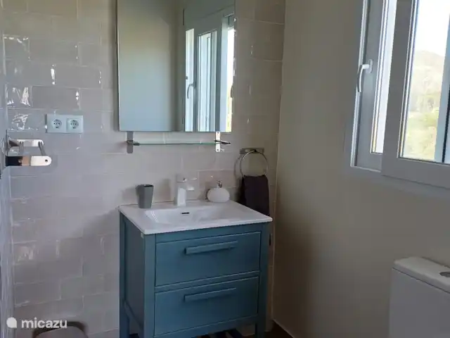 Location de Vacances Espagne, Costa de Valencia, Ontinyent, chambres d'hôtes - Casa Vitalidad Salle de bain Azul
