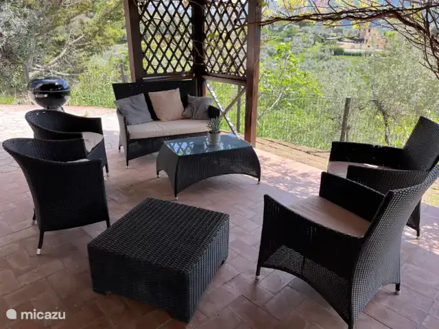 Casa Glicine | Italie, Le Latium, Castelnuovo di Farfa - maison de vacances Coin salon terrasse rez-de-chaussée