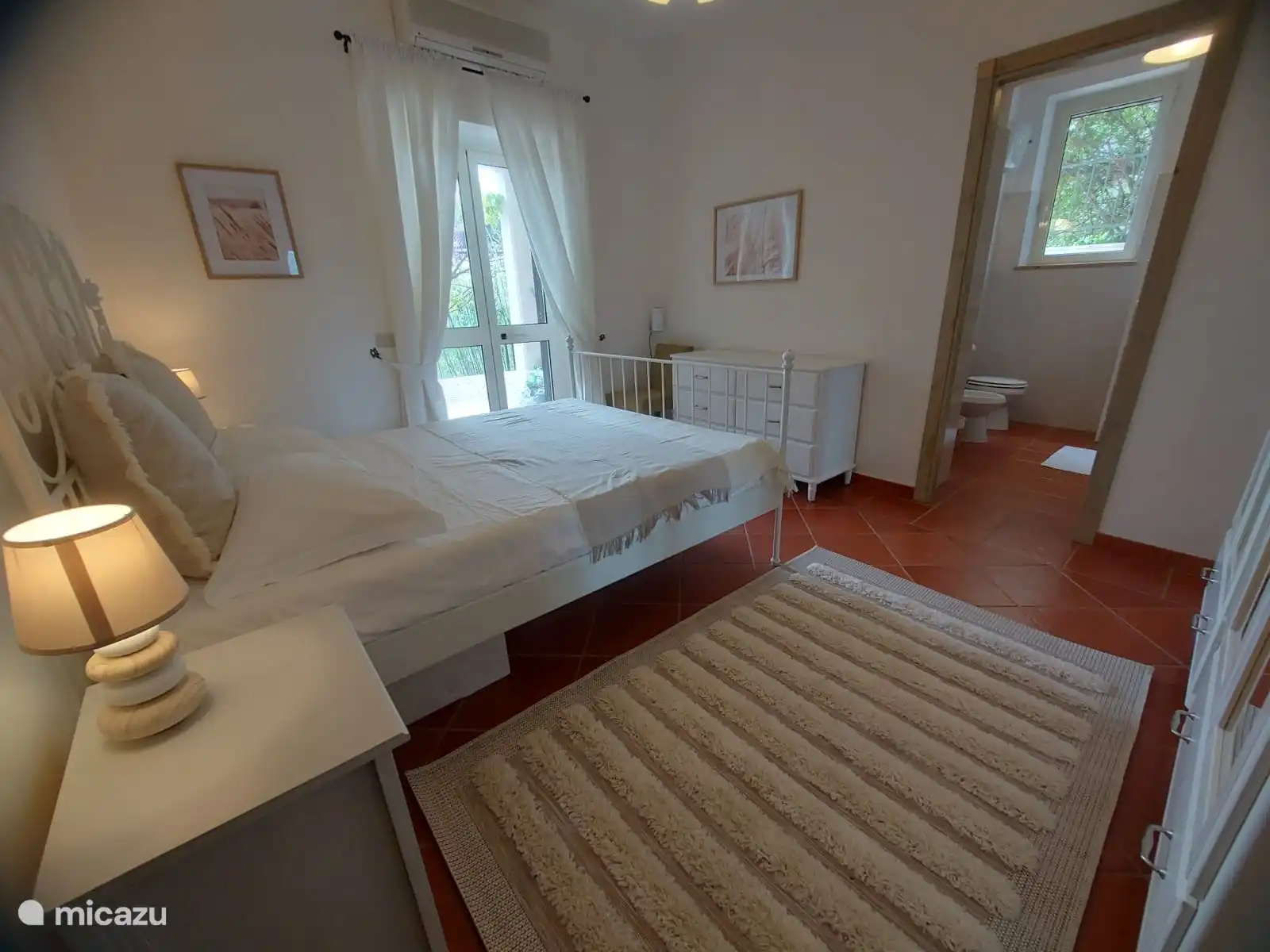 Bedroom 1 lower floor 