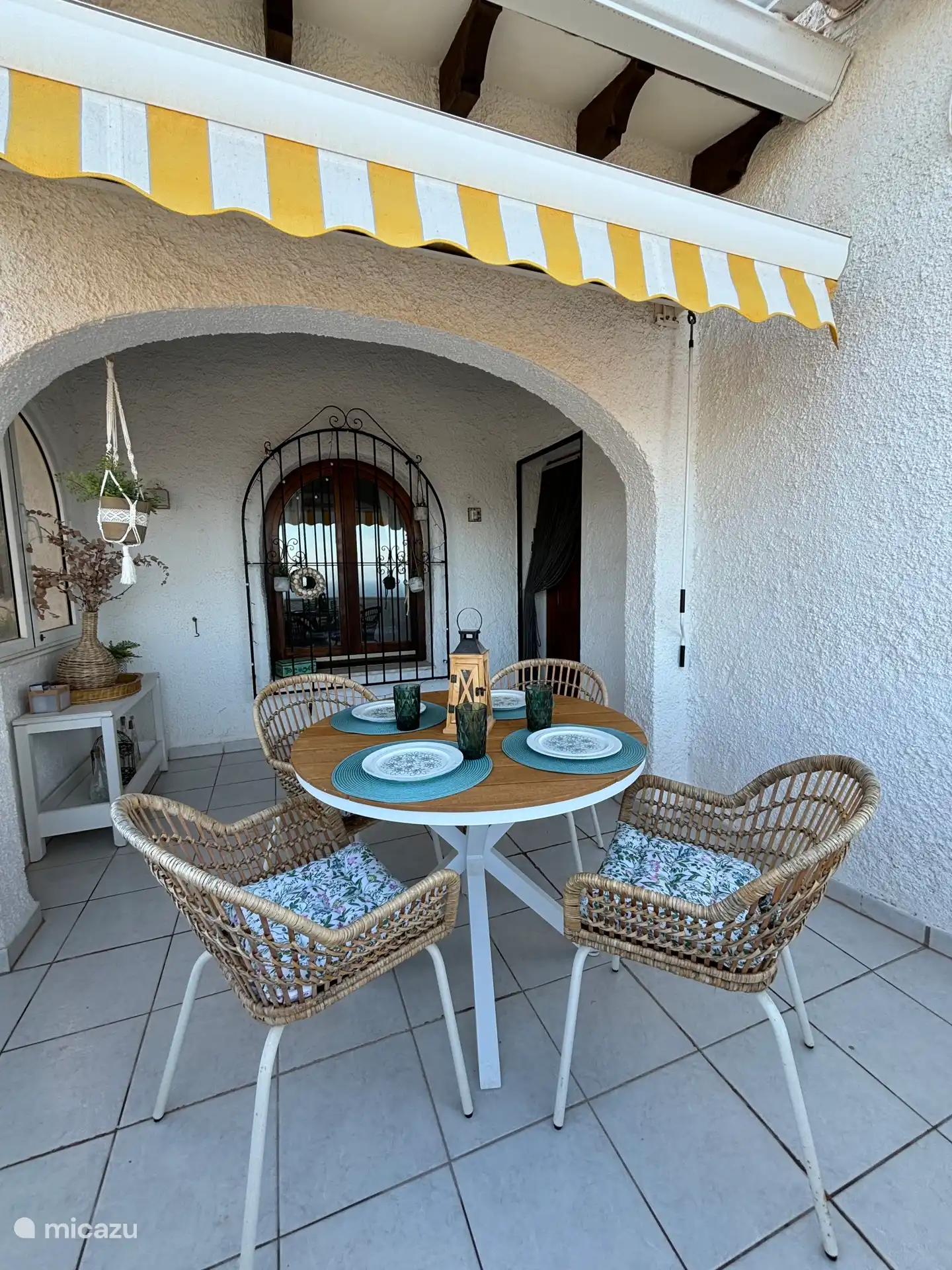 Terrasse avec vue sur la mer