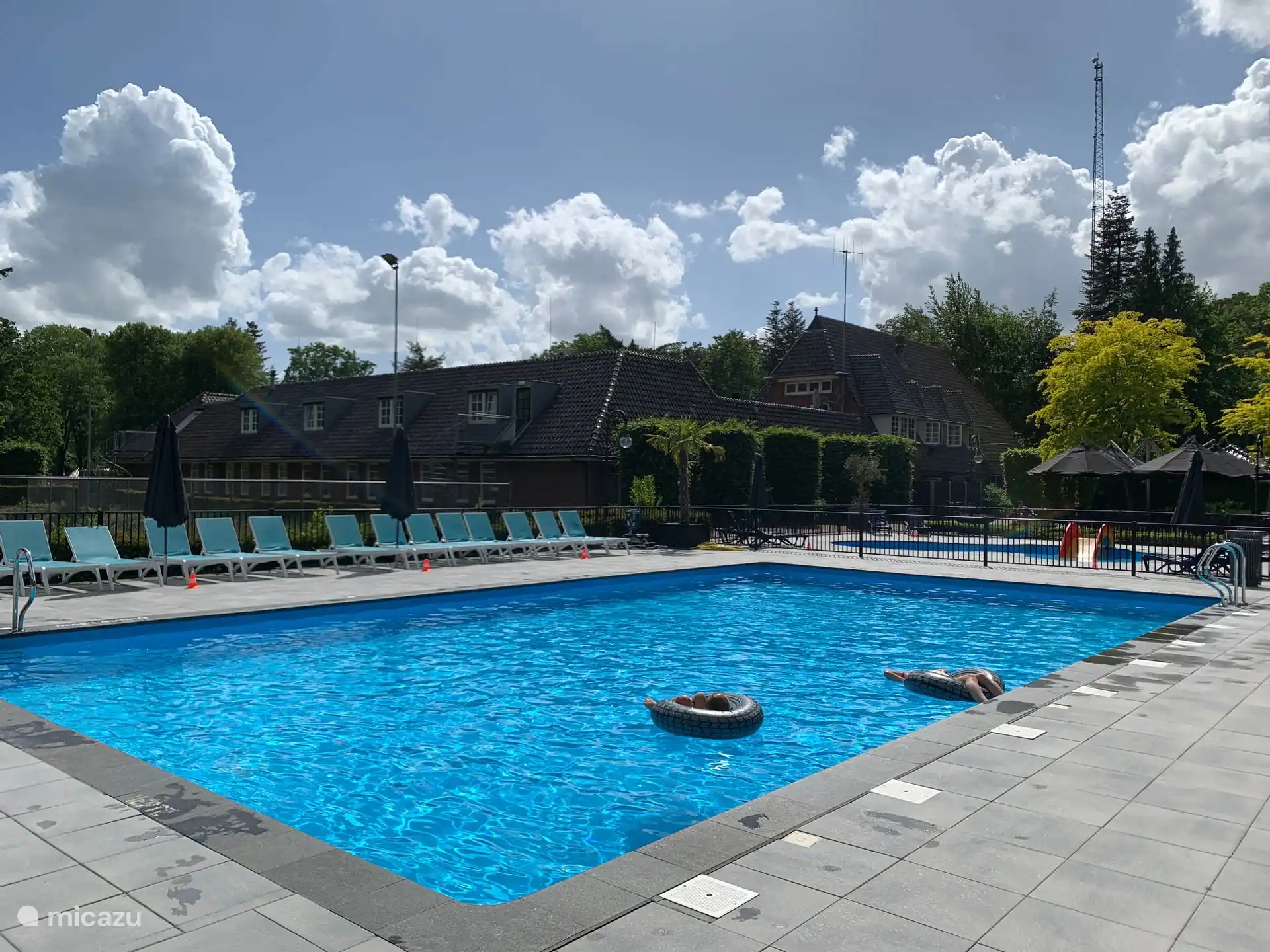 Gemeinschaftspool (beheizt)