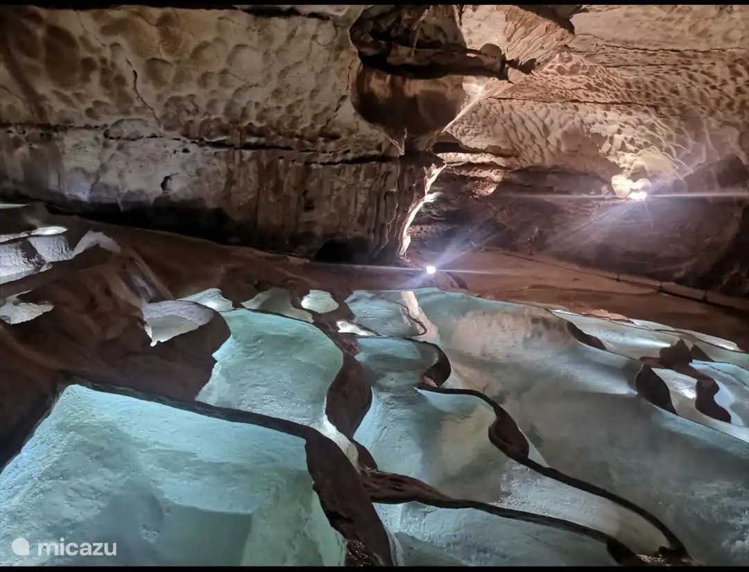 Die Höhlen von Saint Marcel l'Ardèche 