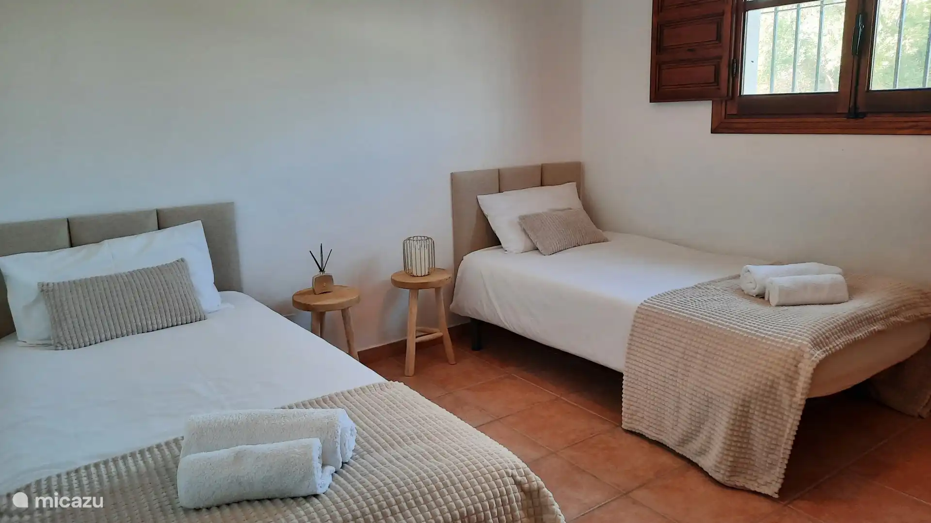 Slaapkamer 4 met 2 losse bedden