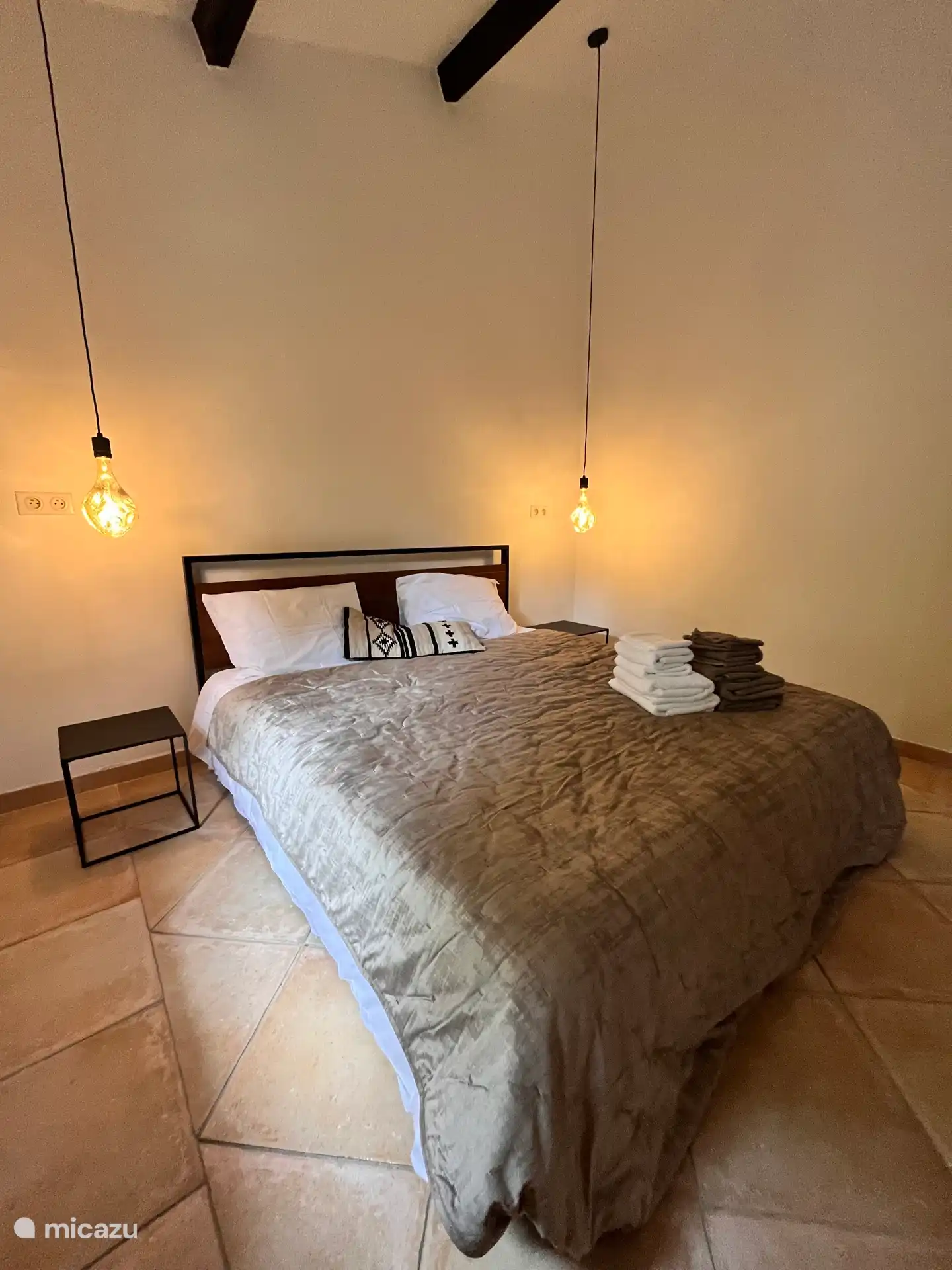 Master bedroom Pool house with washbasin.
