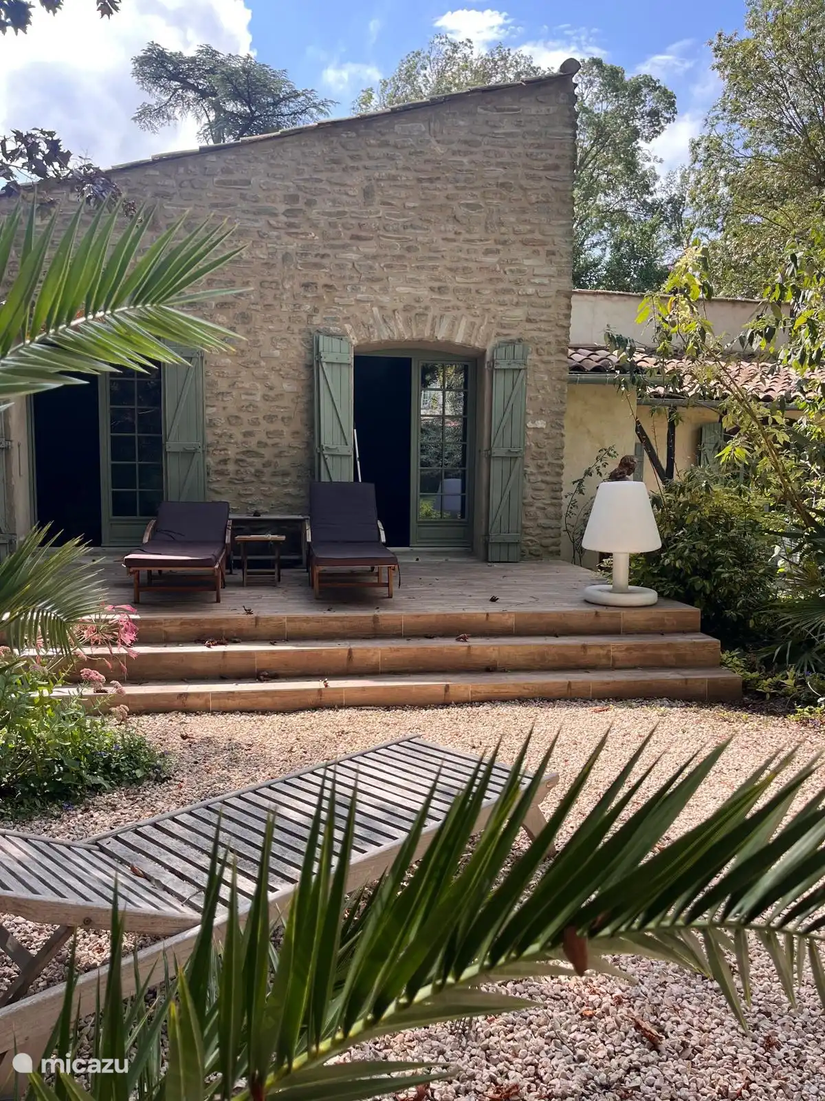 Possibility to sunbathe.