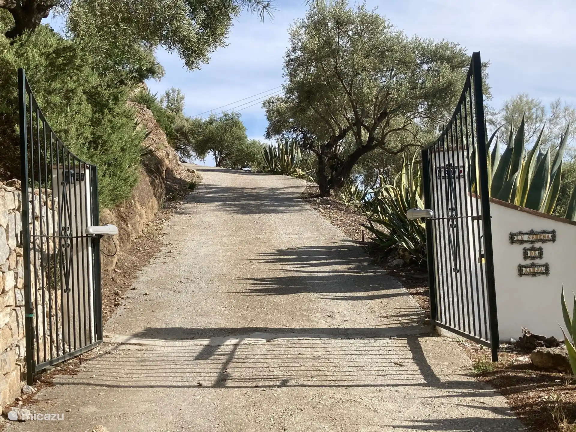 La puerta de entrada.