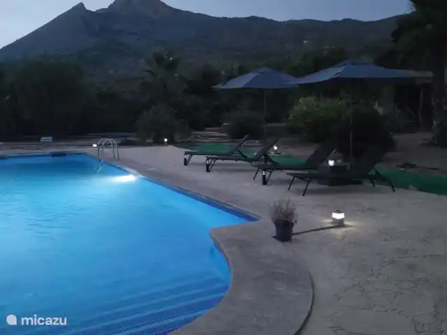 Finca Rustica  en España, Valencia, Jijona - finca Piscina por la noche