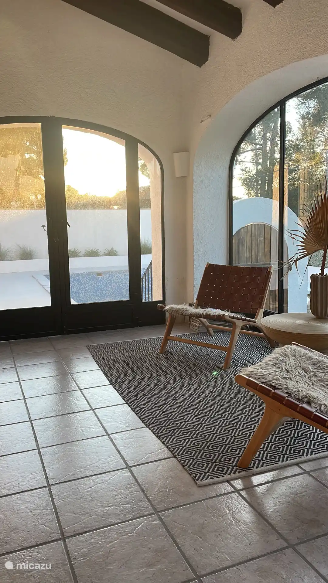 Nun, Wintergarten, für einen ruhigen Moment