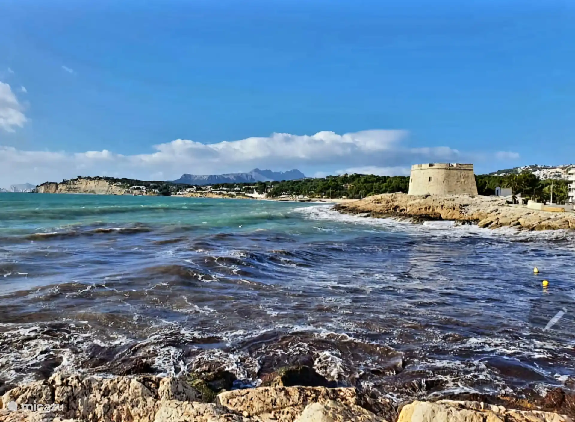 Playa ampolla moraira ha 4km en coche