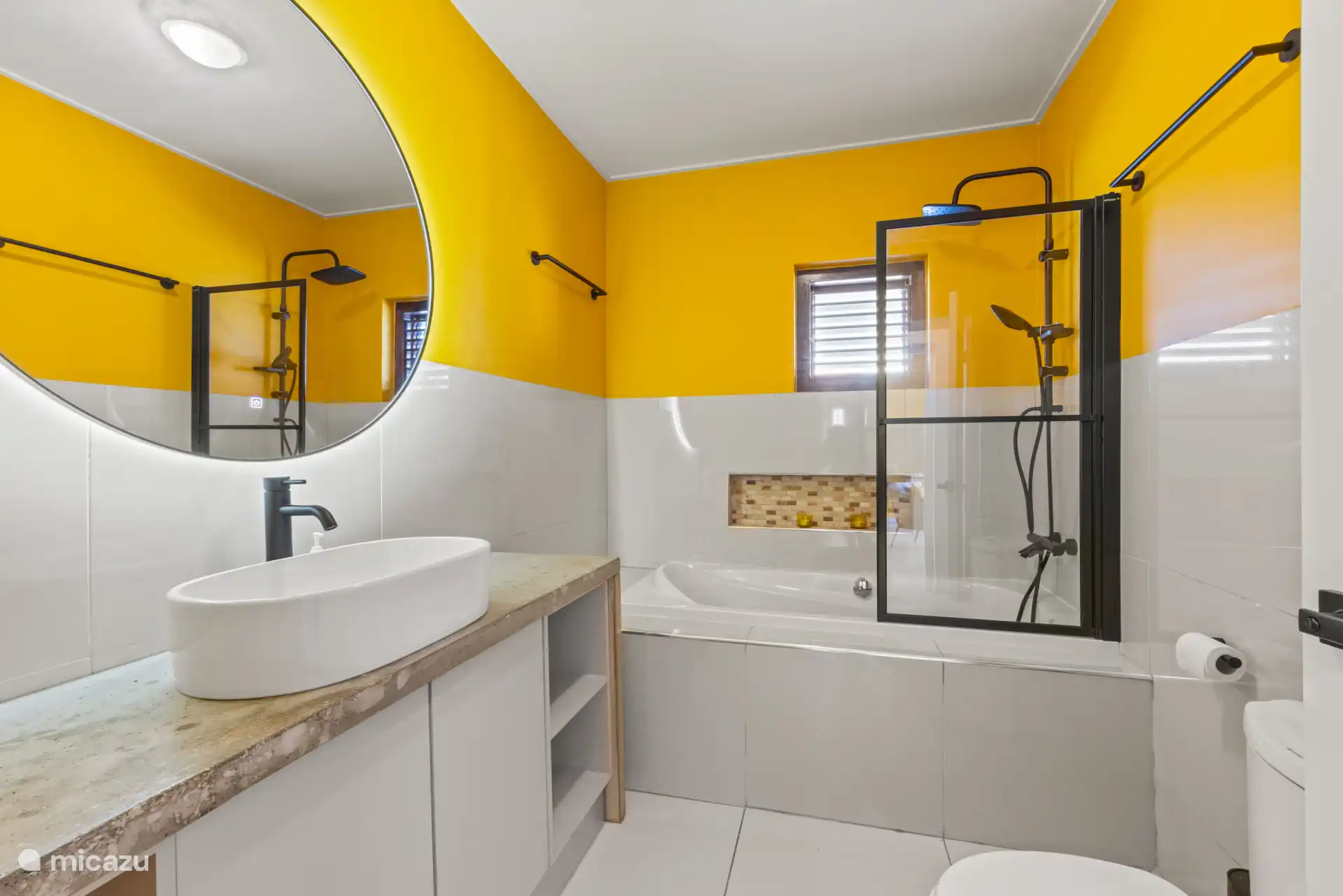 Comience el día fresco o relájese en un baño caliente: ¡unas excelentes vacaciones!