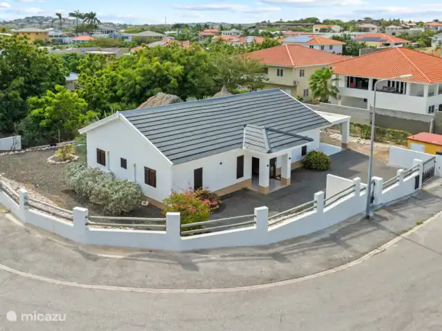 Villa Troupial | Curaçao, Banda Ariba (est), Jan Thiel - maison de vacances Des rayons de soleil, des palmiers et votre propre paradis tropical - c’est la Villa Troupial