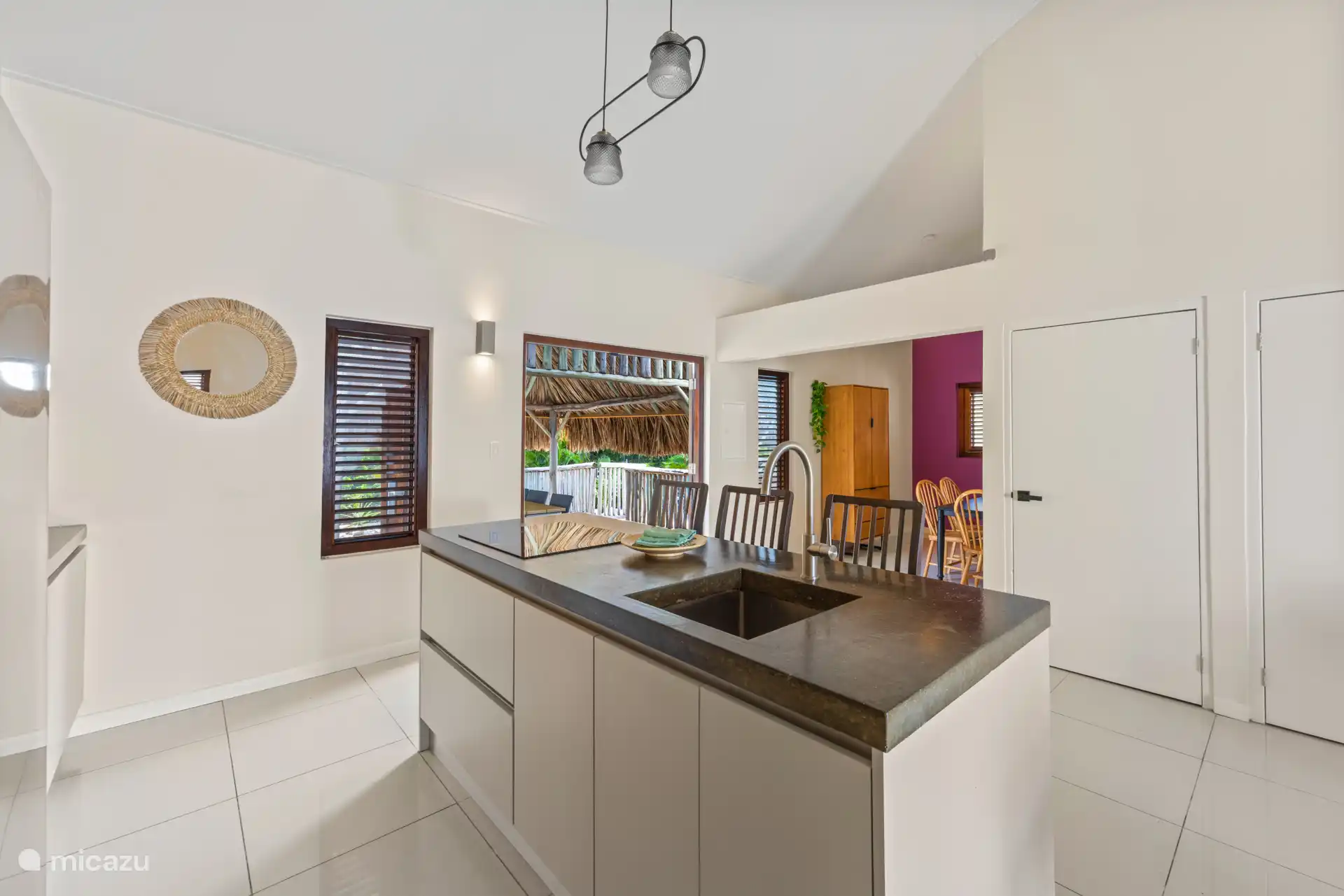 Cocina abierta, posibilidades abiertas: cocinar se convierte en una fiesta aquí