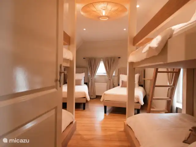 Villa citadine 't Stadshuus  | Pays-Bas, Gueldre, Elburg - villa A 6pers. Chambre avec grands lits de 2,10m de long.