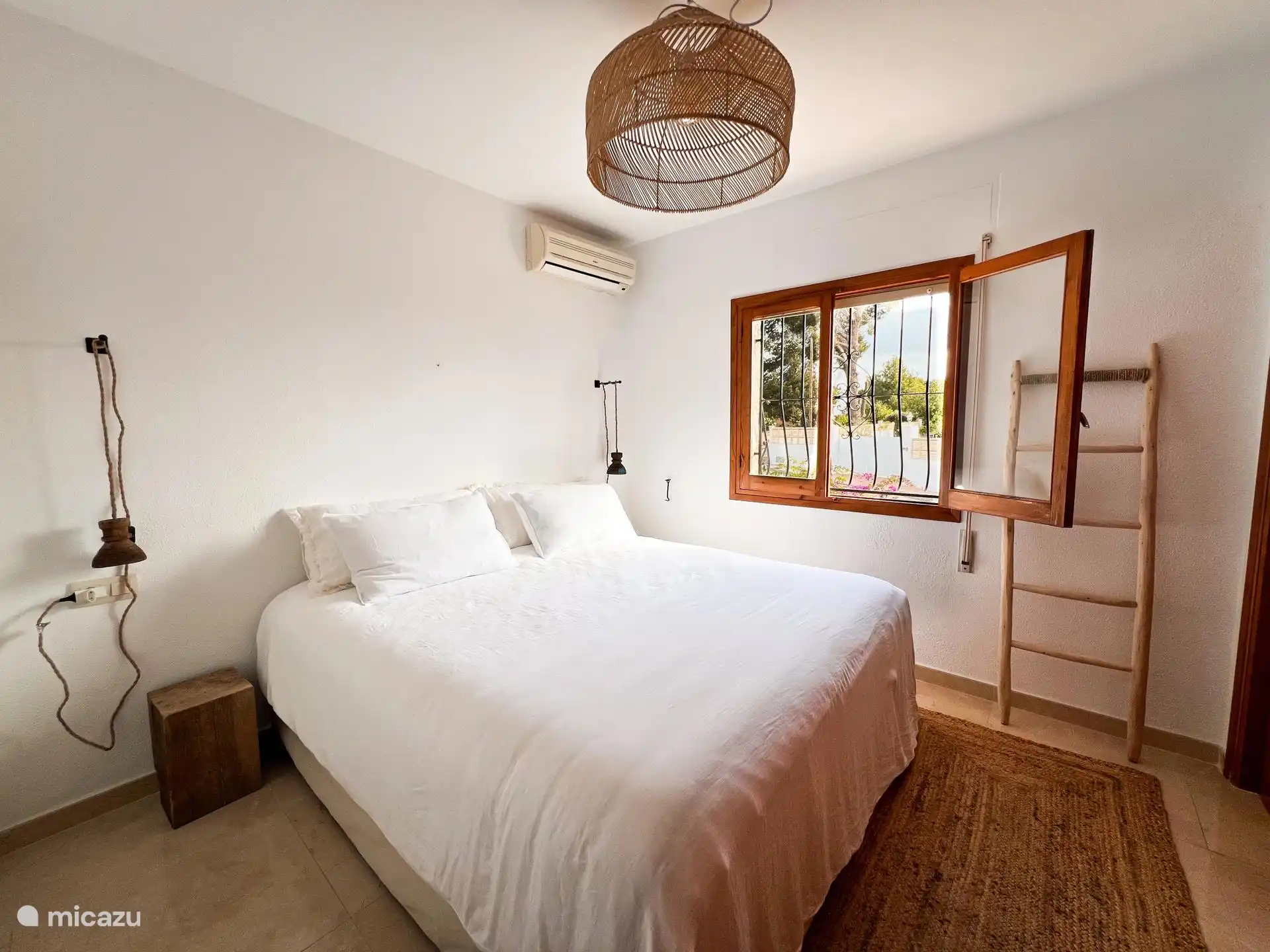 Chambre à coucher au premier étage