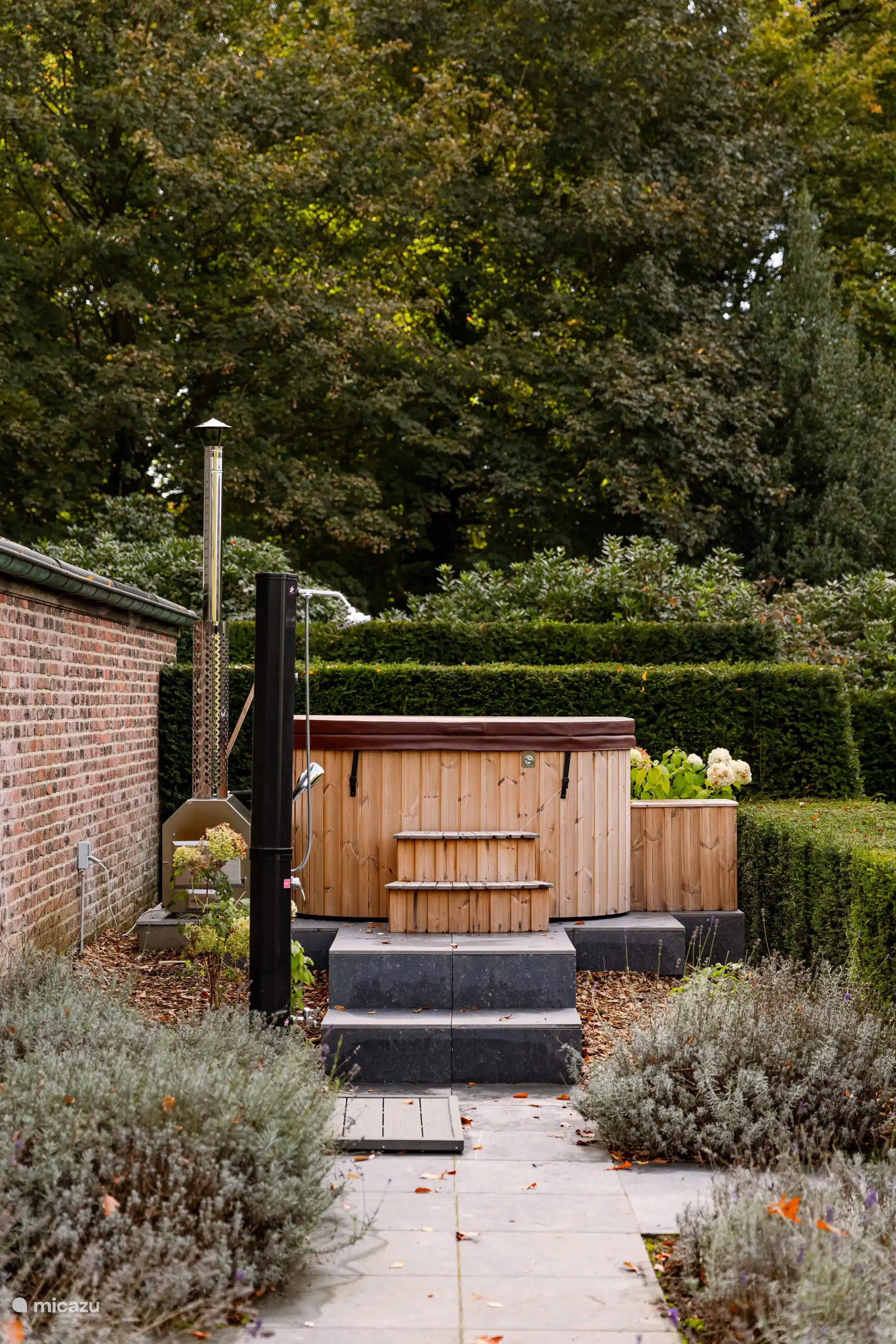 Whirlpool/ Whirlpool