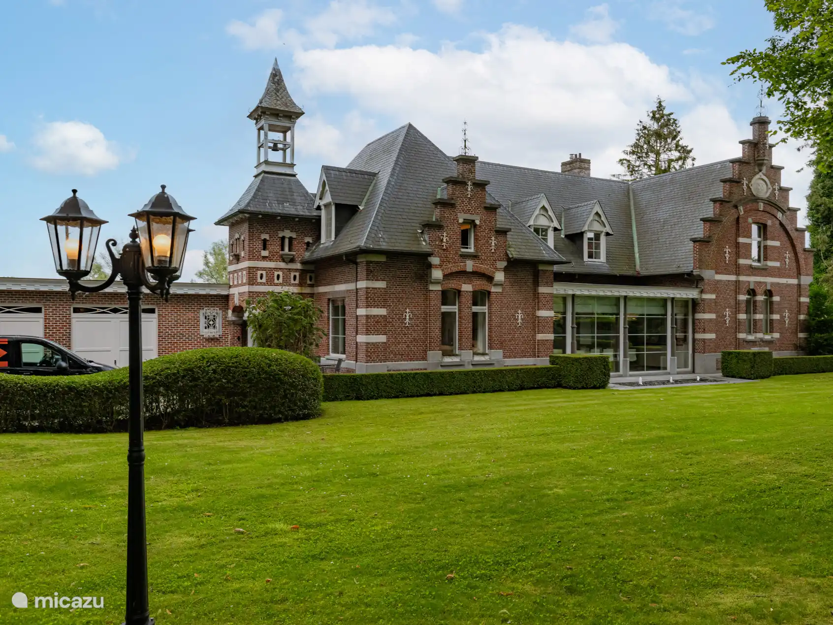 manor-castle-in-merelbeke-melle-unique-exclusive-villa-gentbos