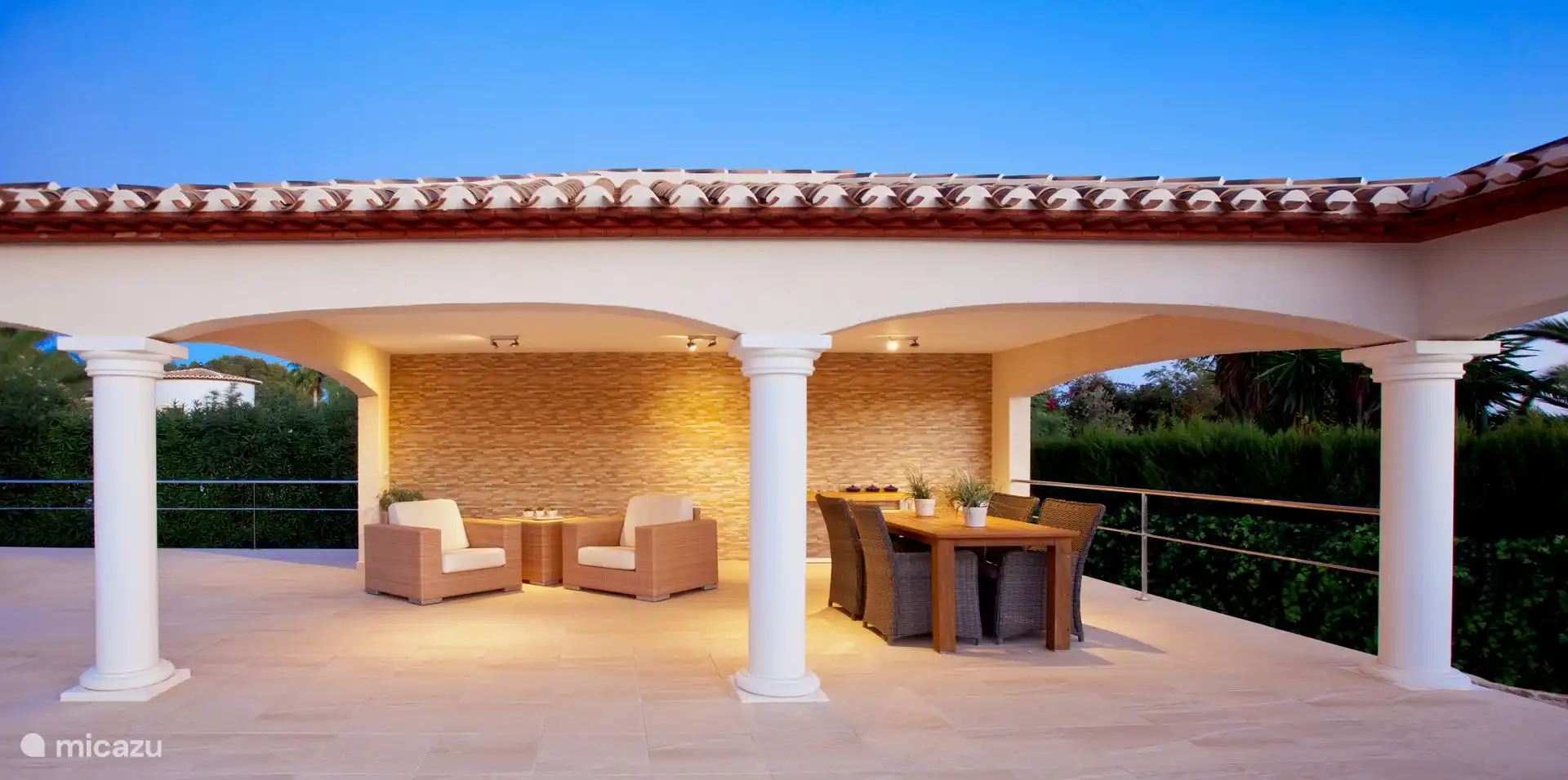 Chill-out-Bereich im Freien