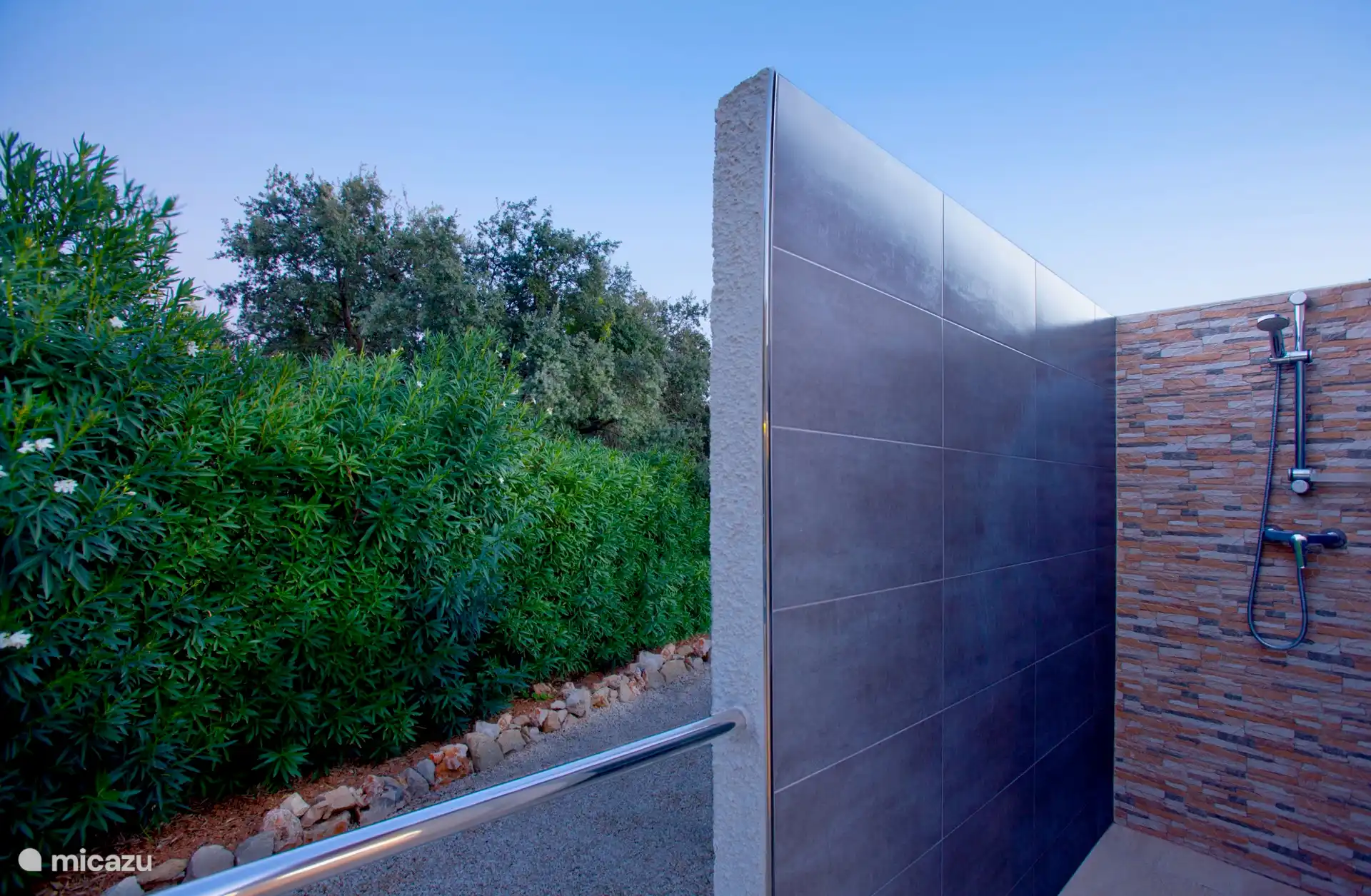 Duschbereich im Außenbereich