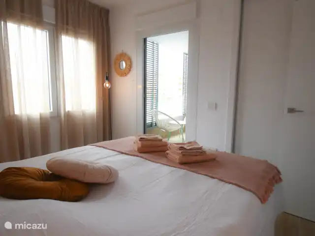 Première ligne vue mer Posidonia | Espagne, Costa Blanca, Torrevieja - appartement 2ème chambre avec accès à la petite terrasse 
Penderie