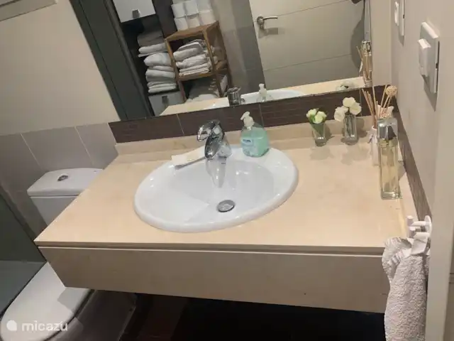 Jacaranda huren in Spanje, Costa Blanca, San Miguel de Salinas - villa Badkamer slaapkamer beneden