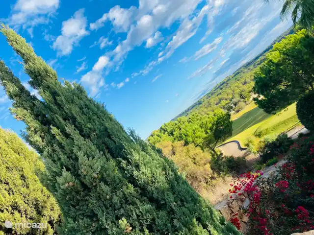 Jacaranda huren in Spanje, Costa Blanca, San Miguel de Salinas - villa Uitzicht op de tuin, op de golfbaan