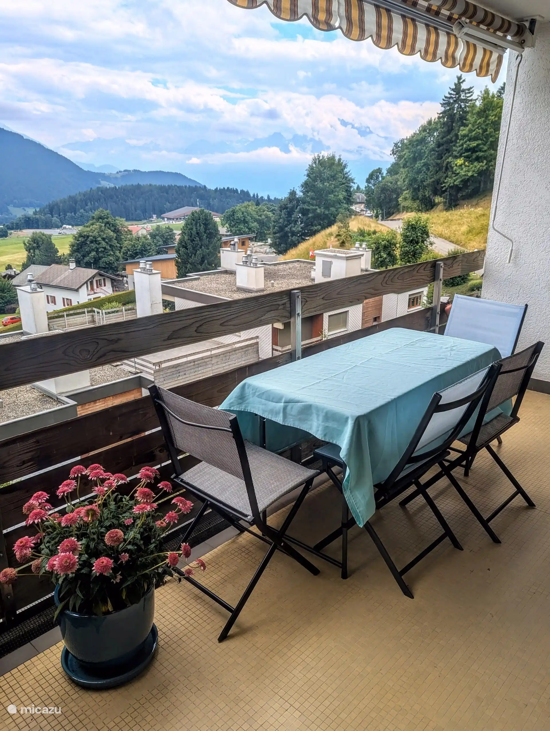 apartment in Switzerland – Spacious Apartment in the Swiss Alps