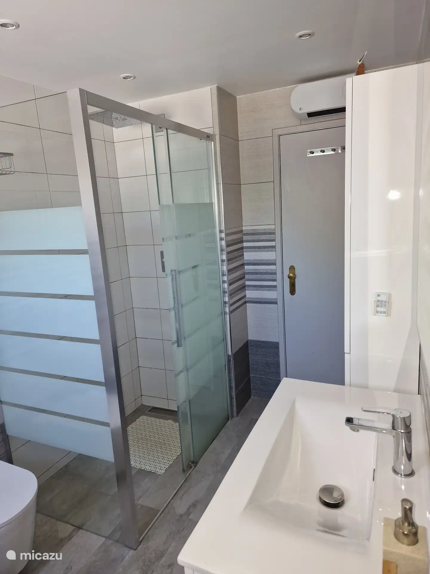 Badkamer 1