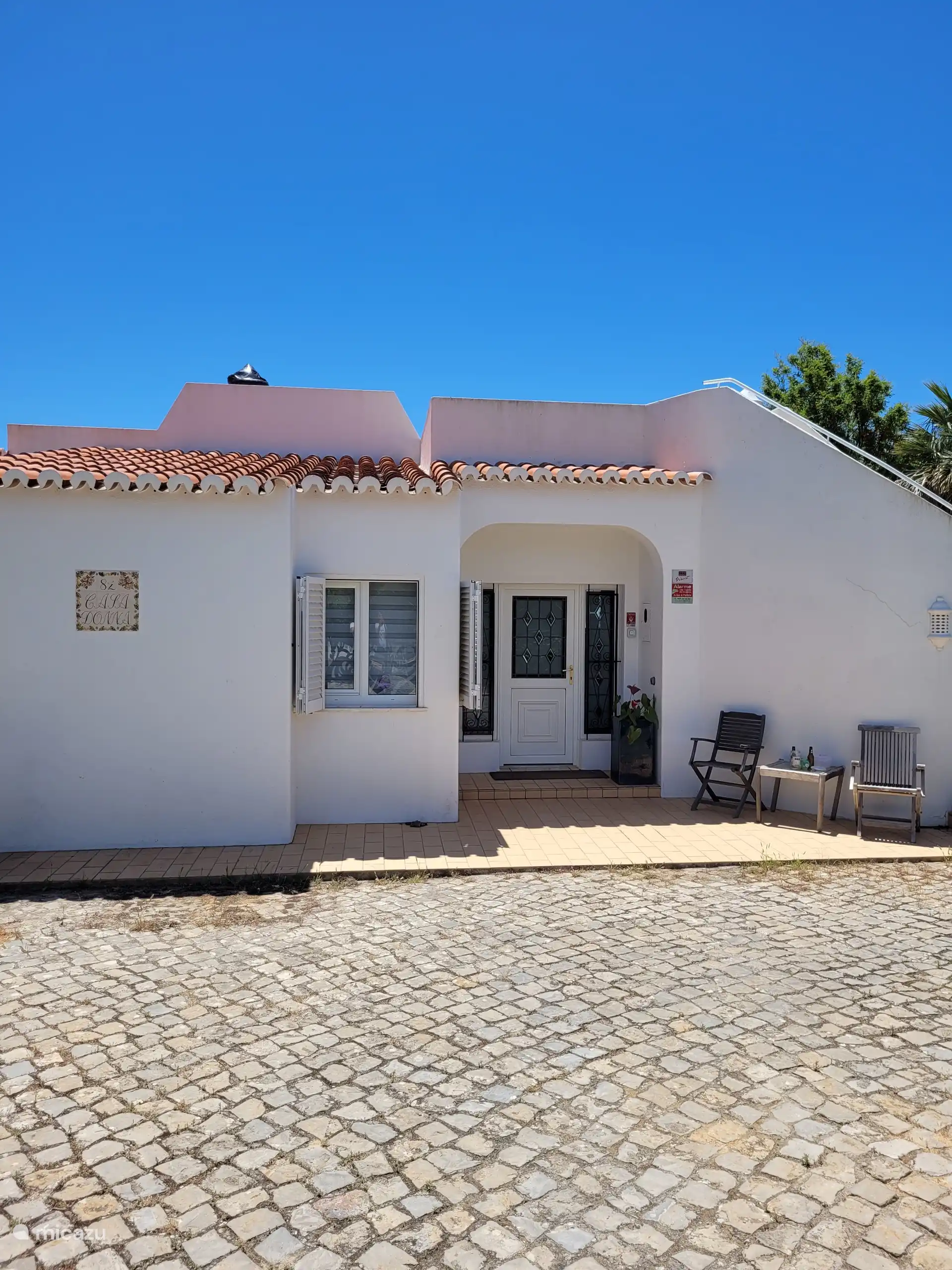 l’entrée principale de la Casa Donna 