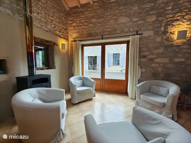 Gite Bacquiès | France, Midi-Pyrénées, Septfonds - maison de vacances salon dans le gite