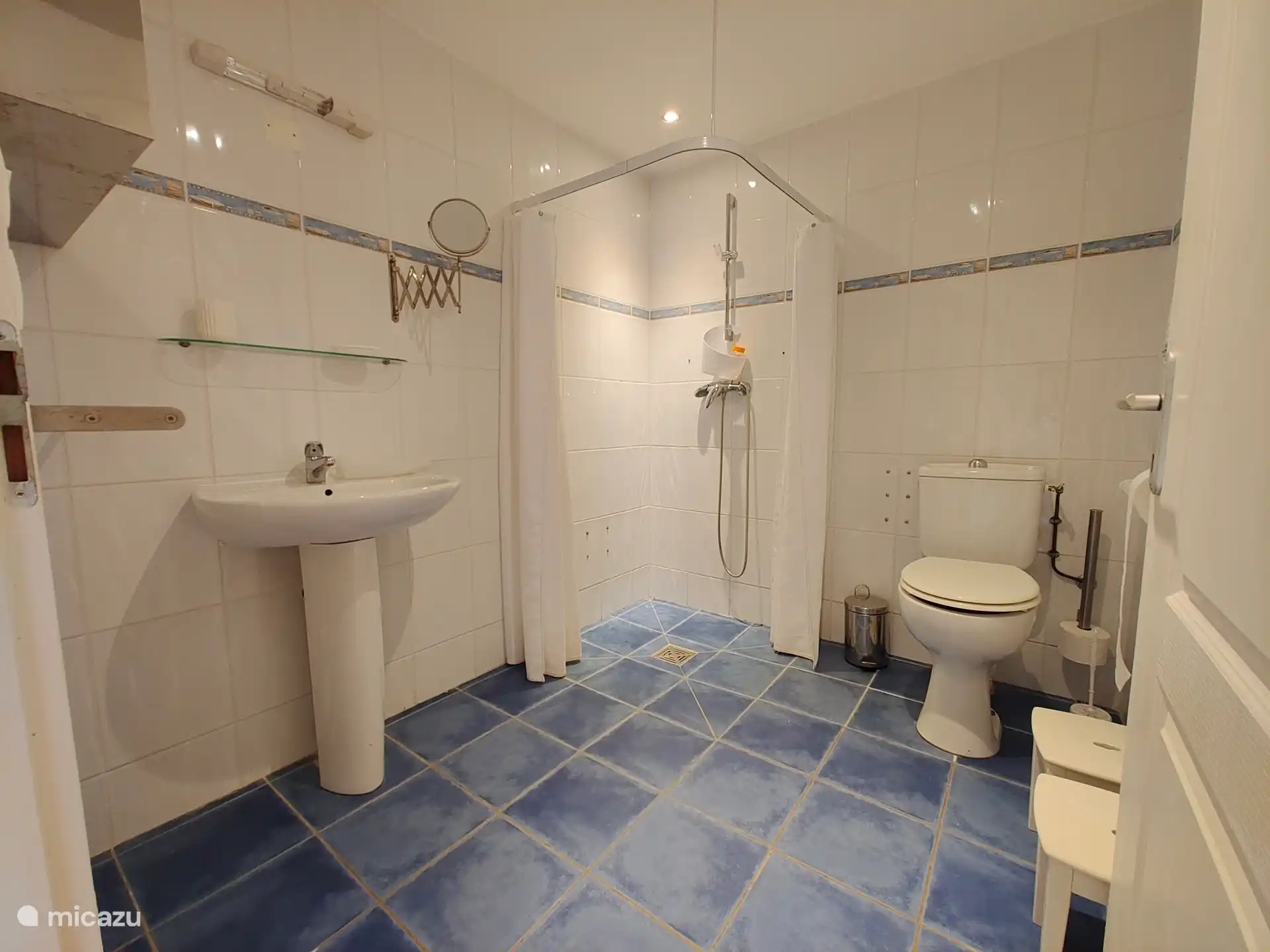 Badezimmer in der Hütte 