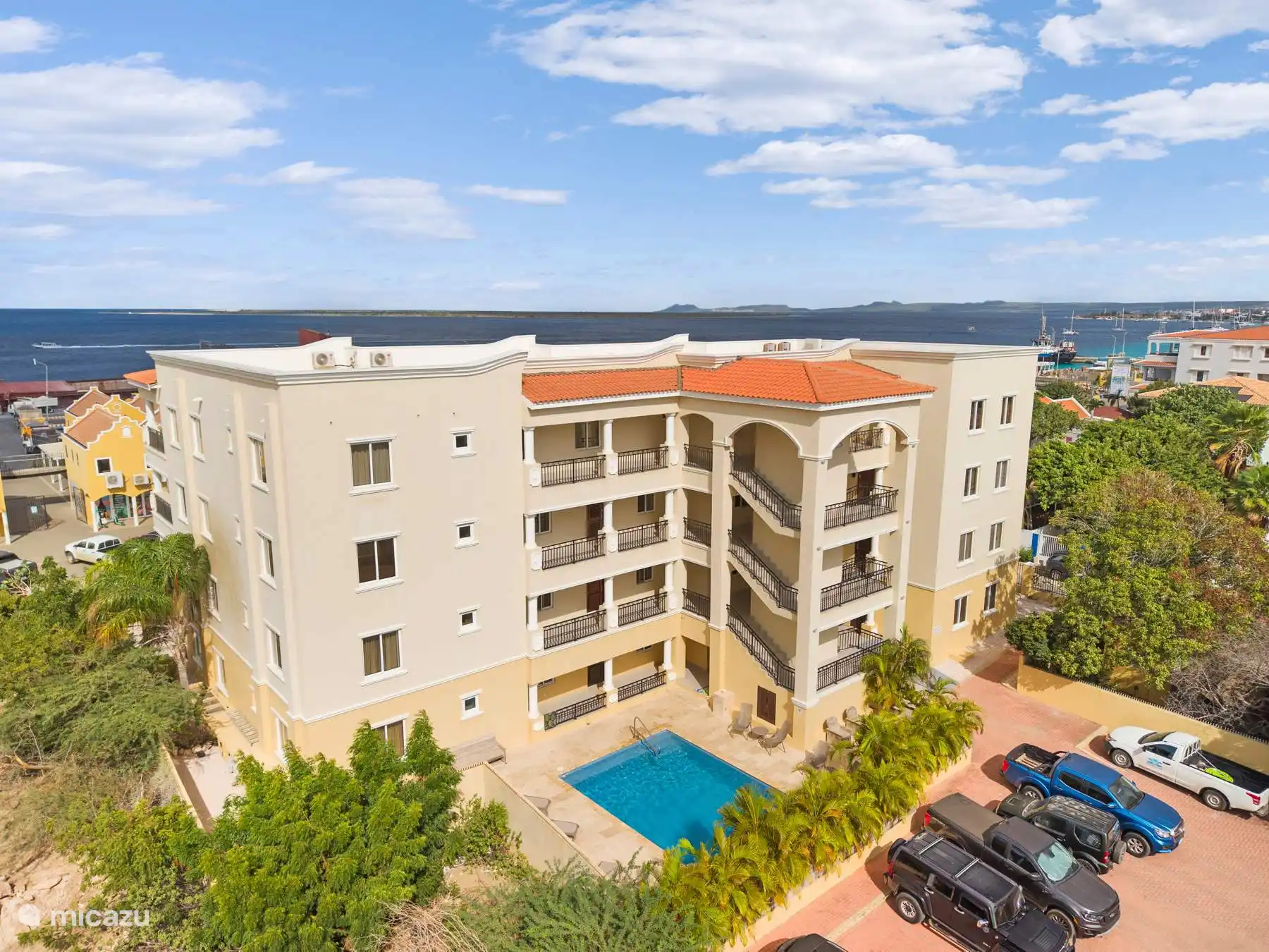 Luchtfoto Hausmann Follies Bonaire