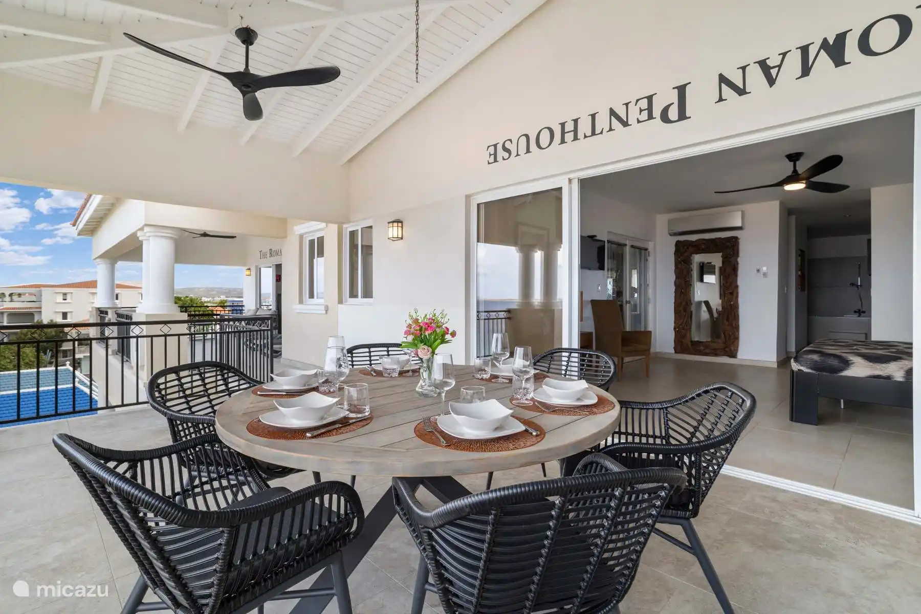 Balkon bij Master bedroom