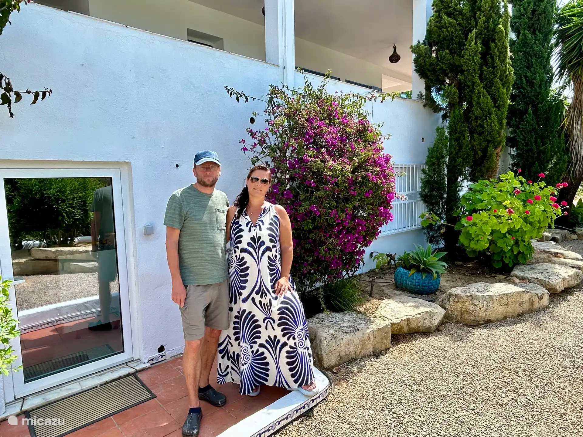 Wir, Bryan & Sabine, heißen Sie herzlich willkommen in unserem Boutique Resort Connosco! 