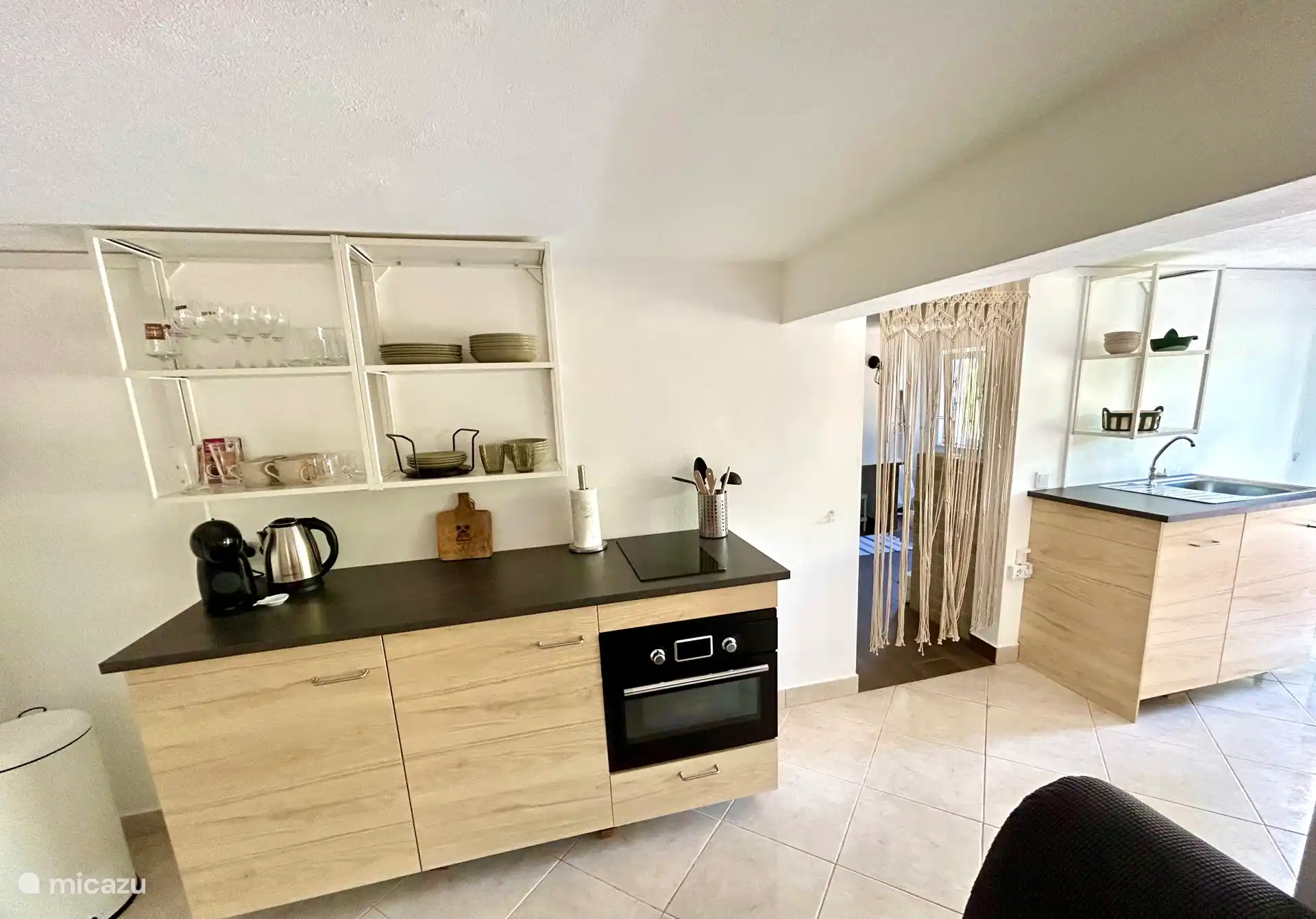 Küche, inkl. Geschirrspüler 